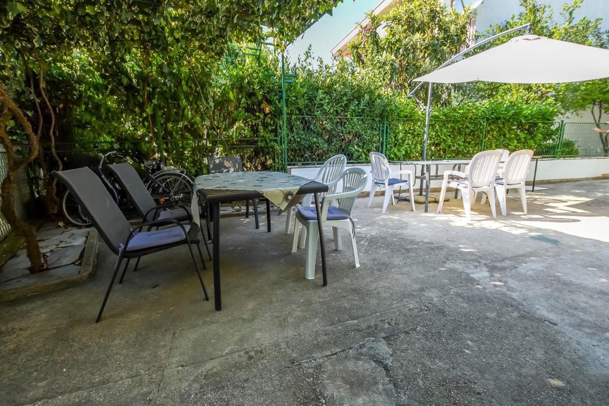 Apartments Luka Рогозница Екстериор снимка