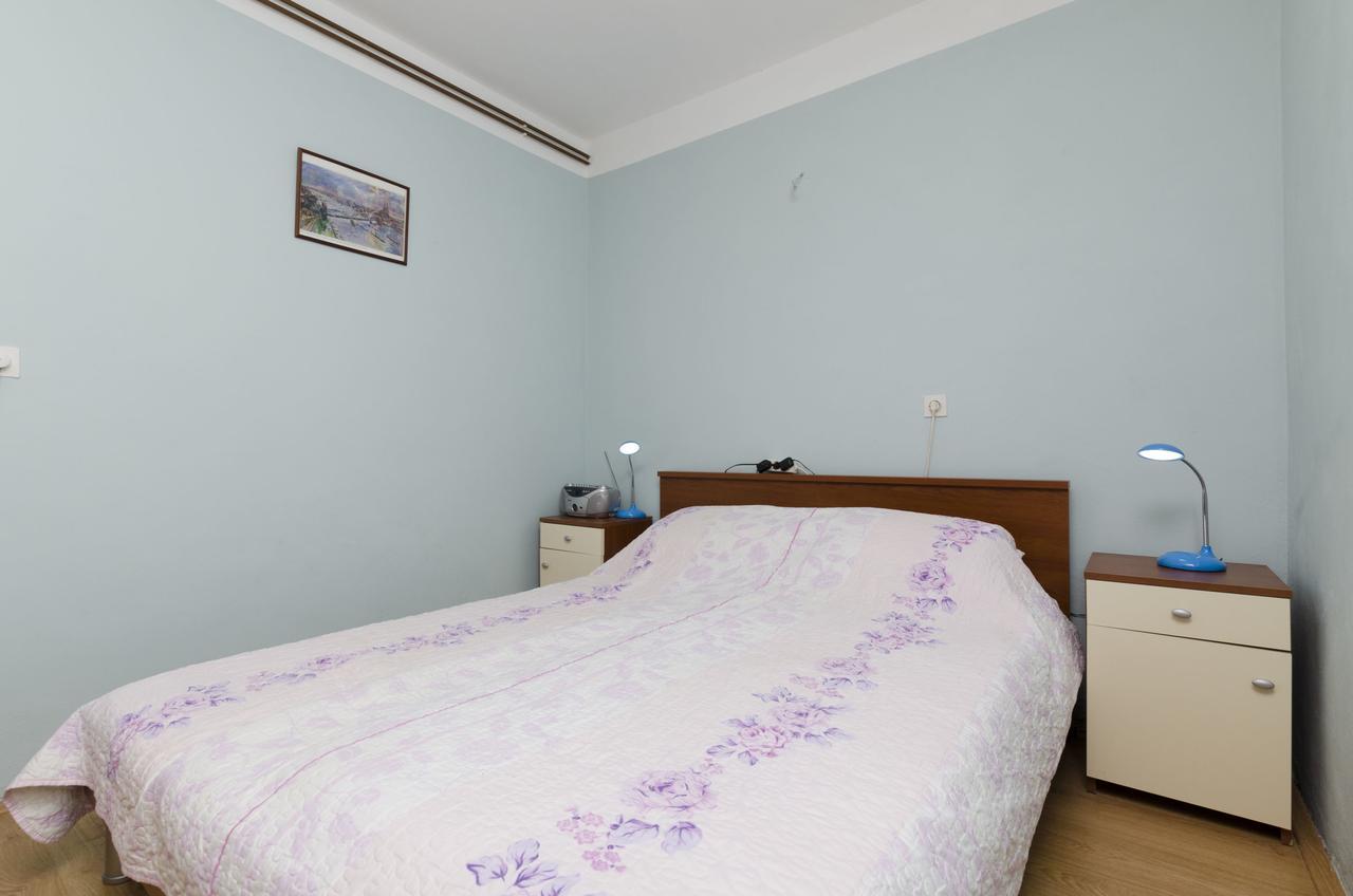 Apartments Luka Рогозница Екстериор снимка