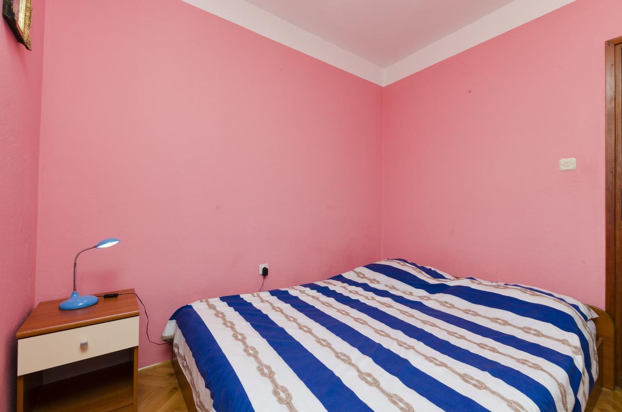 Apartments Luka Рогозница Екстериор снимка