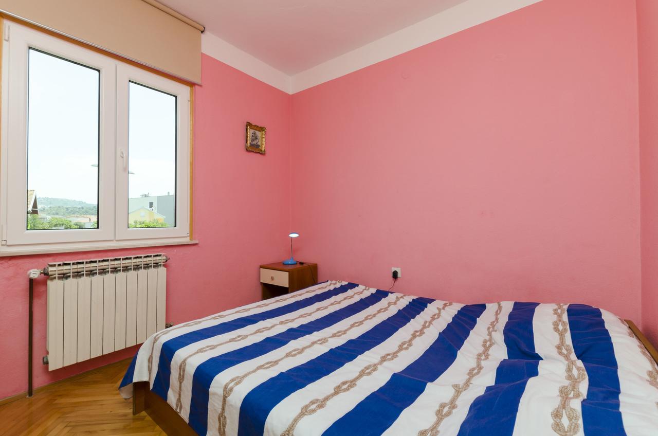 Apartments Luka Рогозница Екстериор снимка