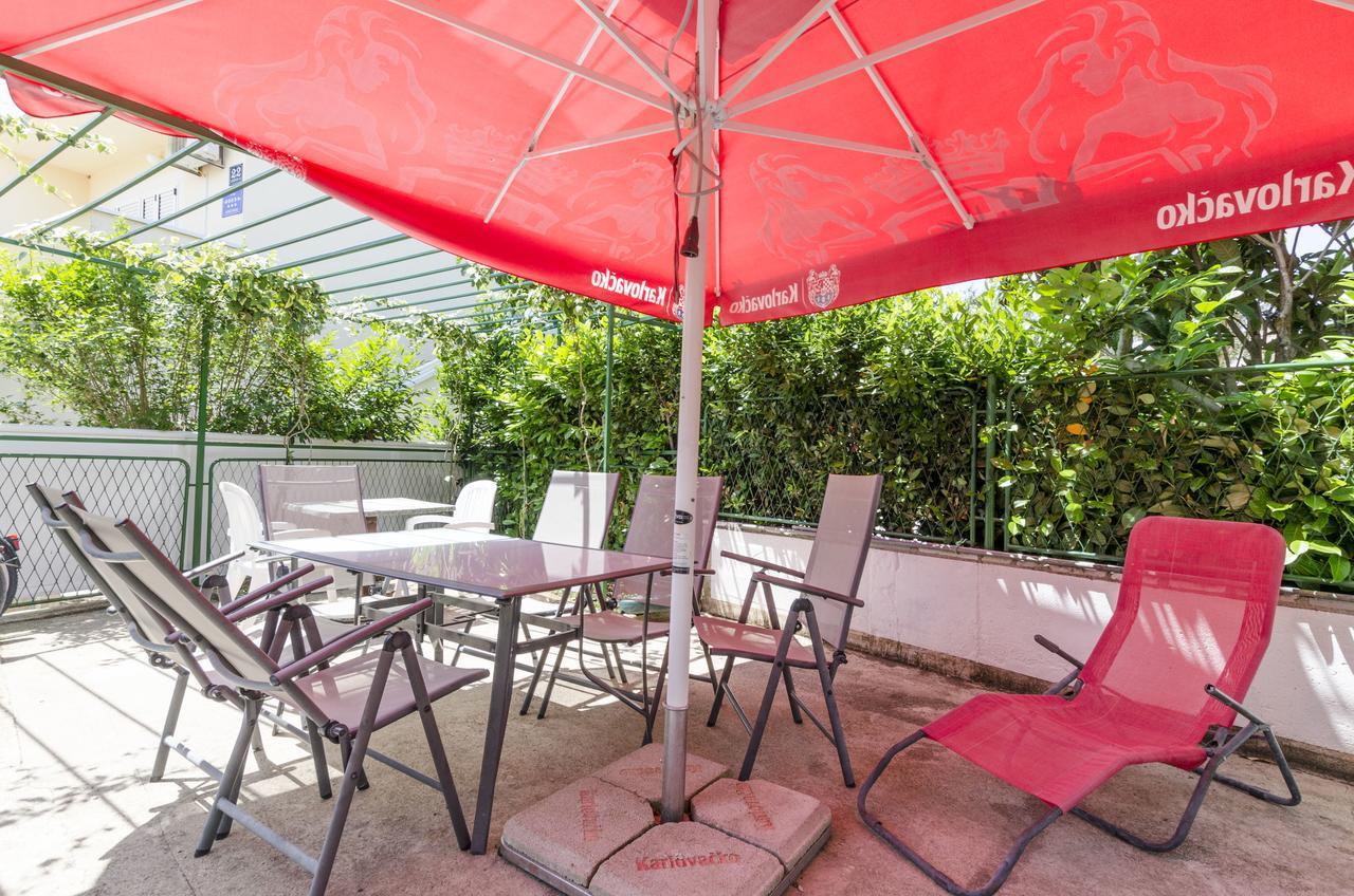 Apartments Luka Рогозница Екстериор снимка